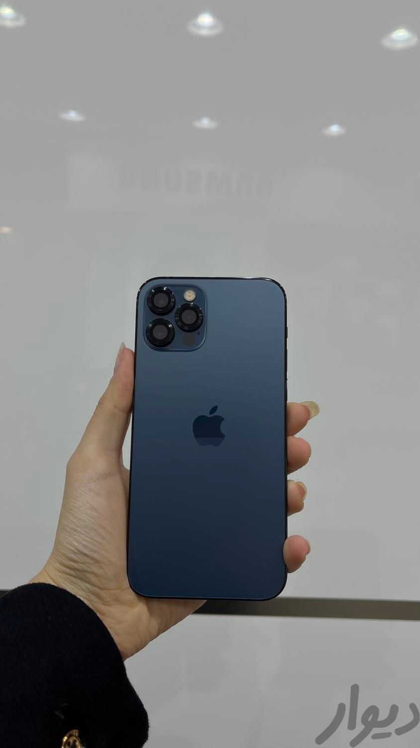 اپل iPhone 12 Pro با حافظهٔ ۲۵۶ گیگابایت