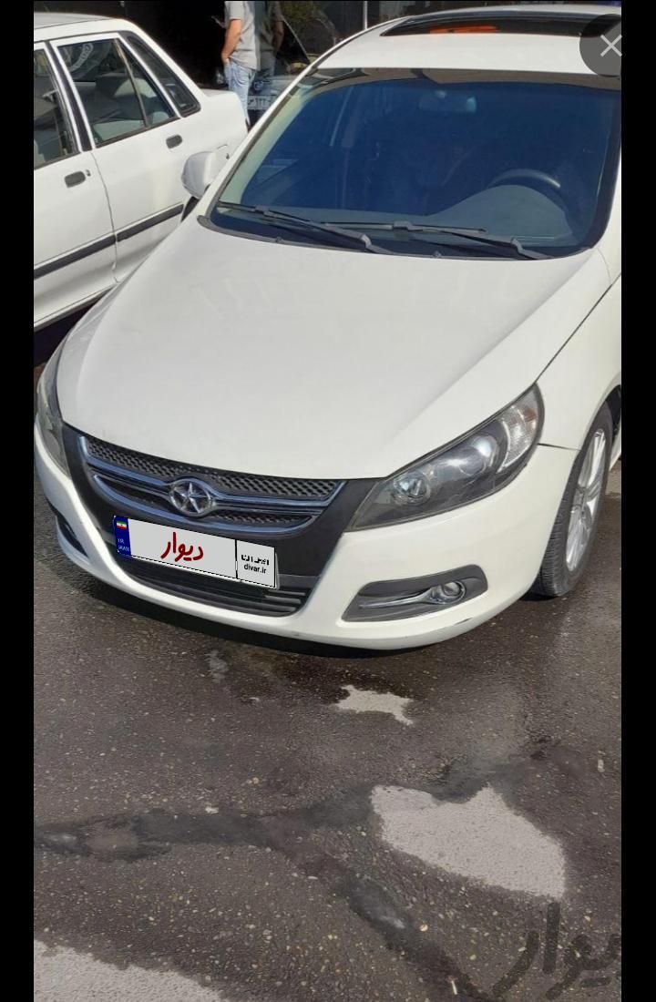 جک J5 اتوماتیک 1800cc، مدل ۱۳۹۳