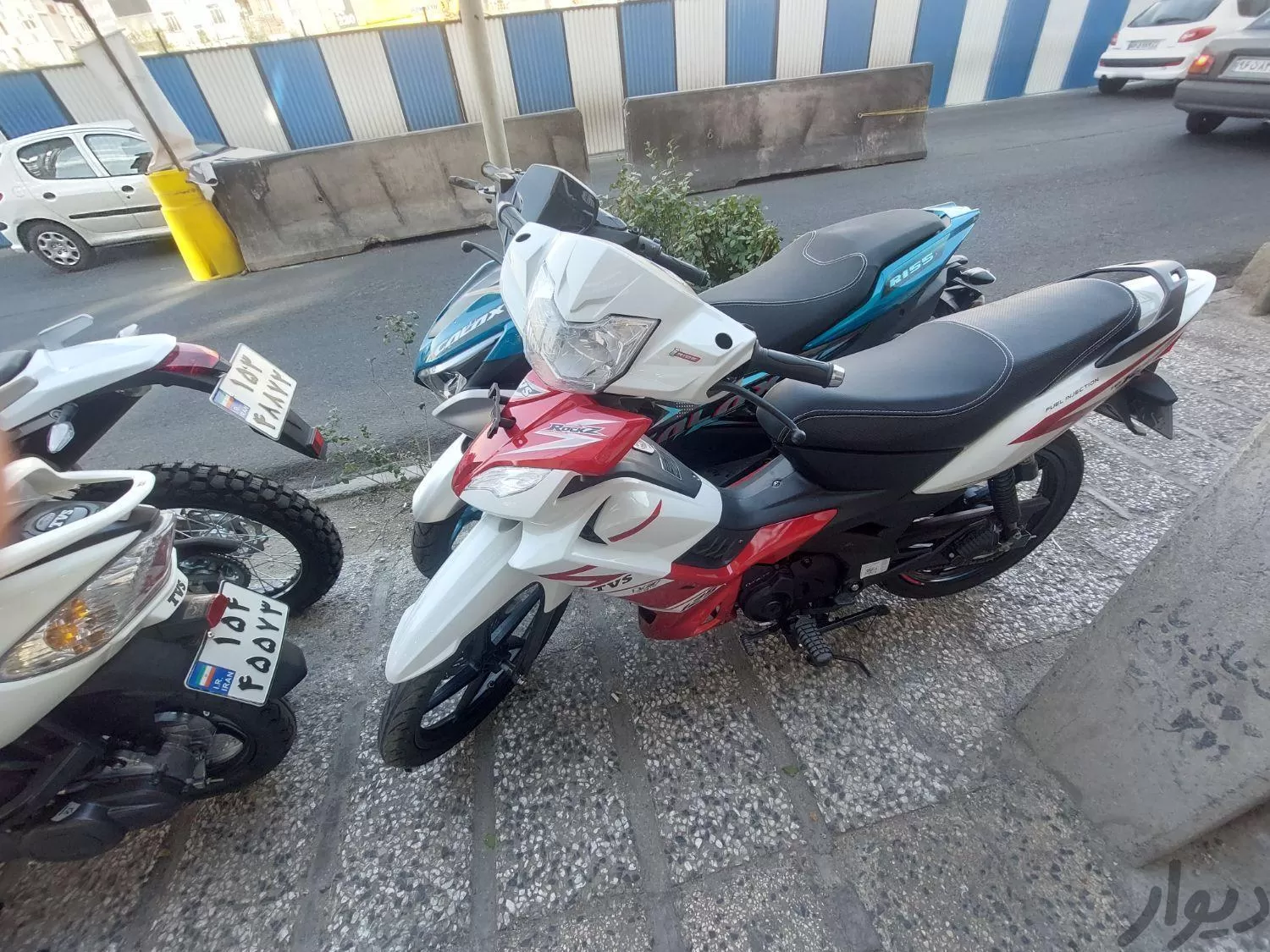 راکزس TVS 125